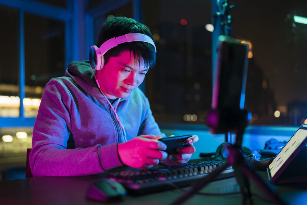 Dampak NFT pada GameFi dan Masa Depan Game Dampak NFT pada GameFi dan Masa Depan Game