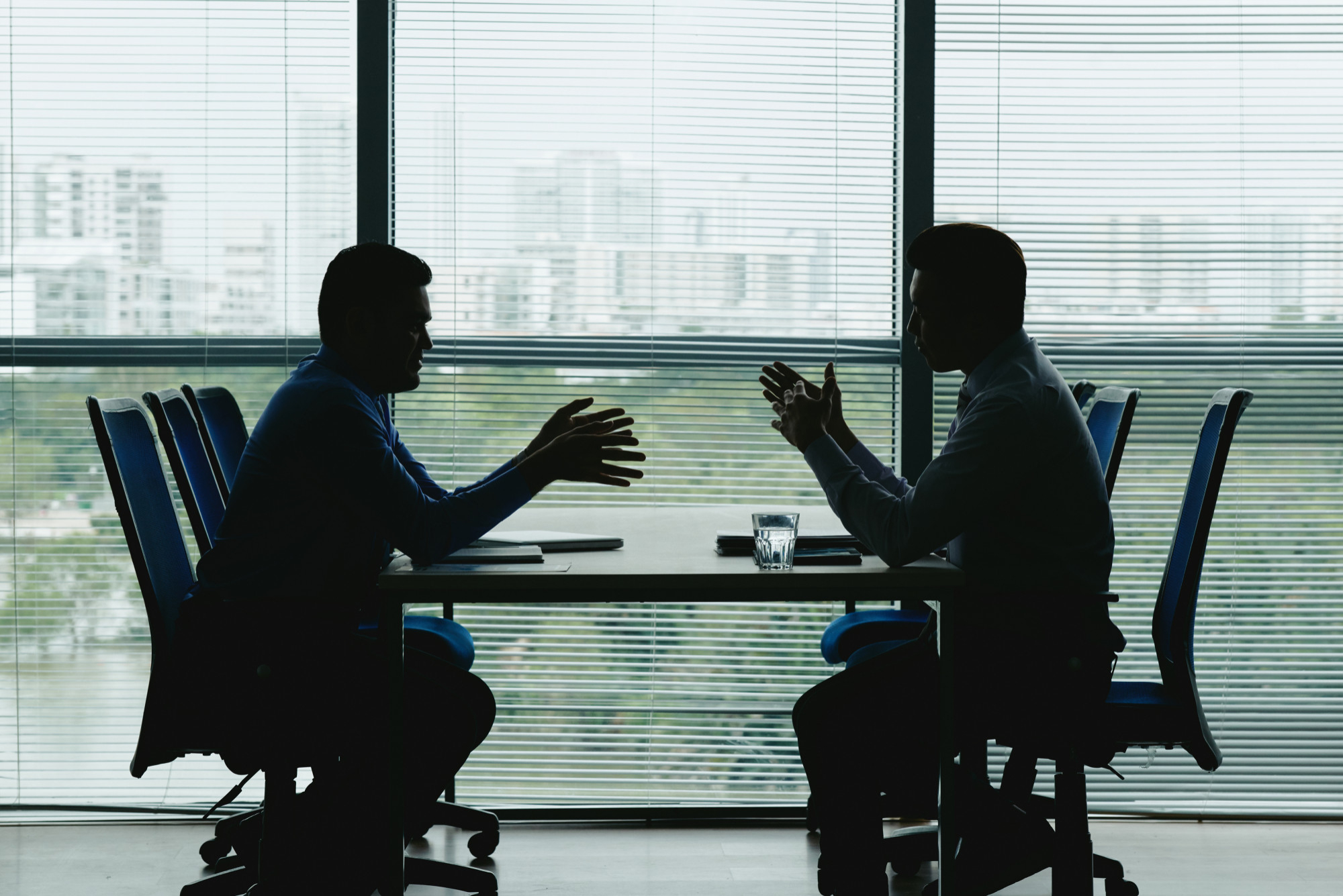 Bagaimana Cara Efektif Mengelola Ekspektasi Stakeholder Dalam Pengembangan Perangkat Lunak Enterprise?